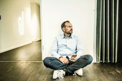 Regnskabsprogrammet Dineros stifter og direktør Martin Thorborg har netop landet to cifret million overskud.